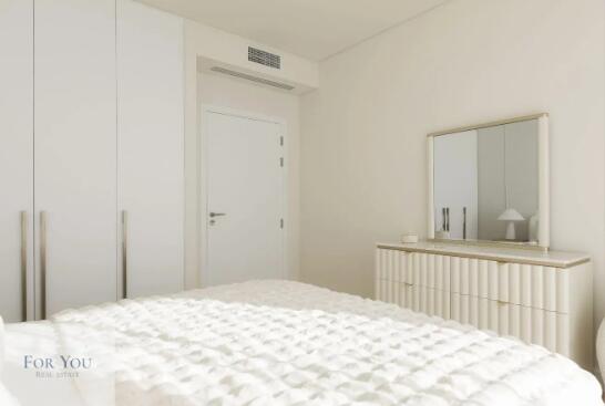 Floor plan — —