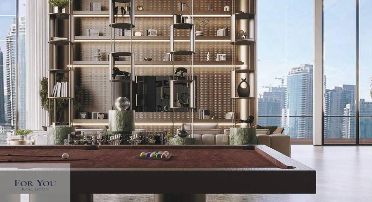 Floor plan — —
