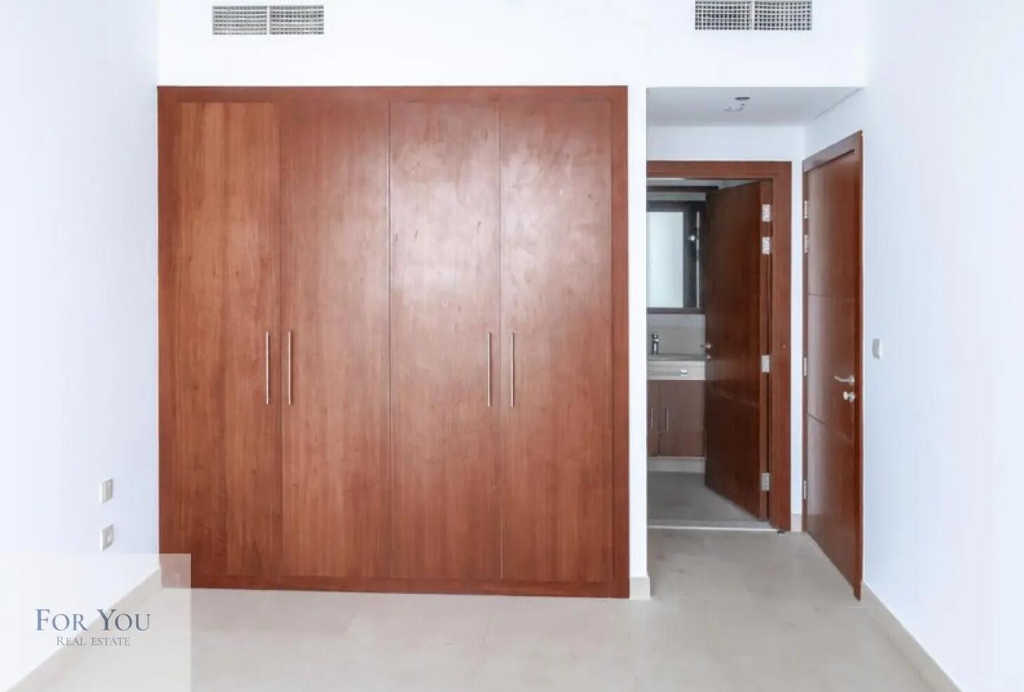 Floor plan — —